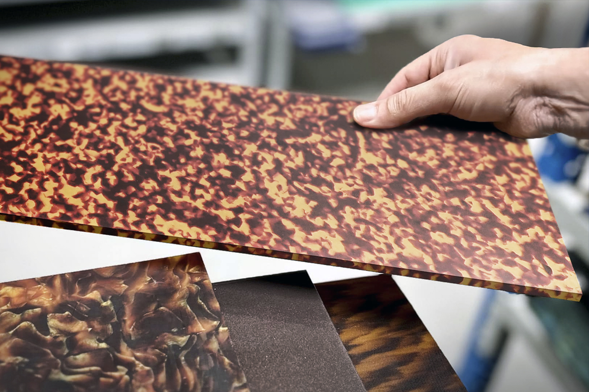 Sélection des plaques acétates d'une monture LUMENUS